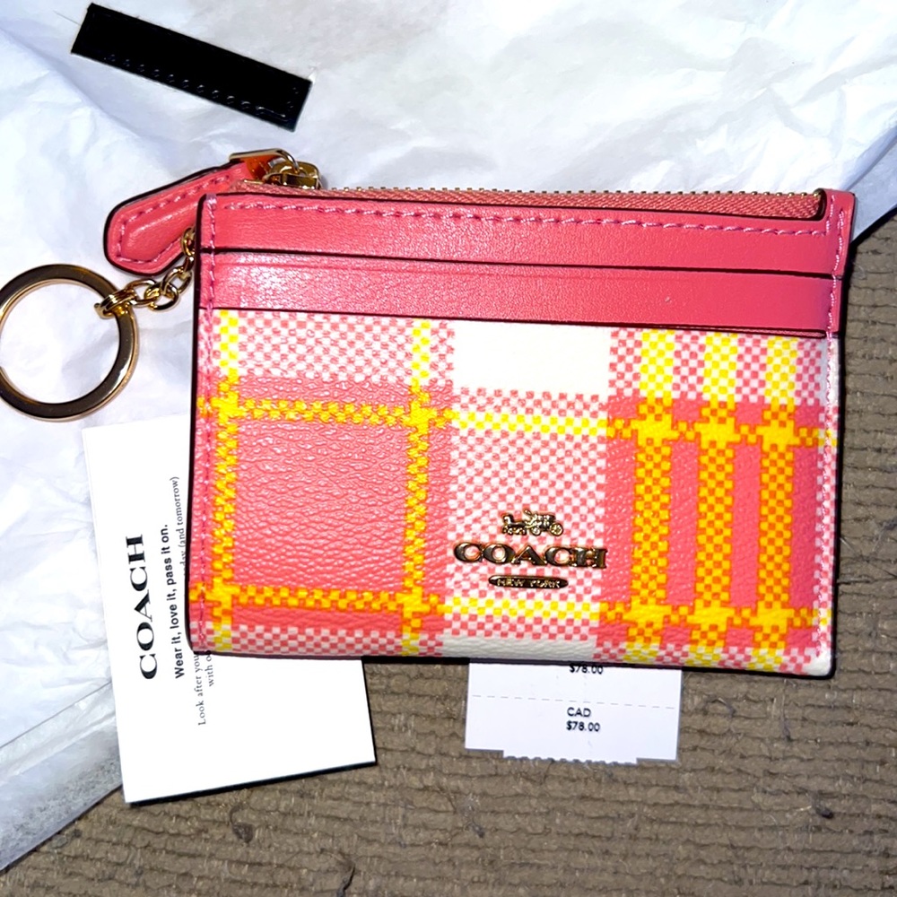 NEW AUTHENTIC COACH NEW YORK GOLDEN PLD MN ID SKINNY HOLDER WITH TAGS 🏷 BOUGHT